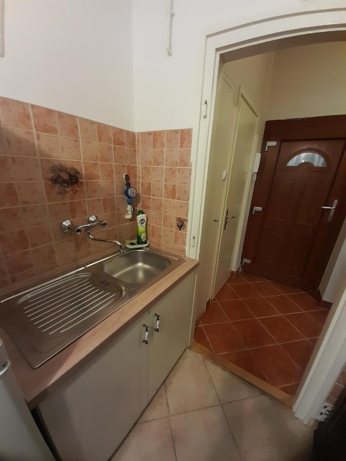 Zöld Sziget Apartmanlakás Eger Esterno foto