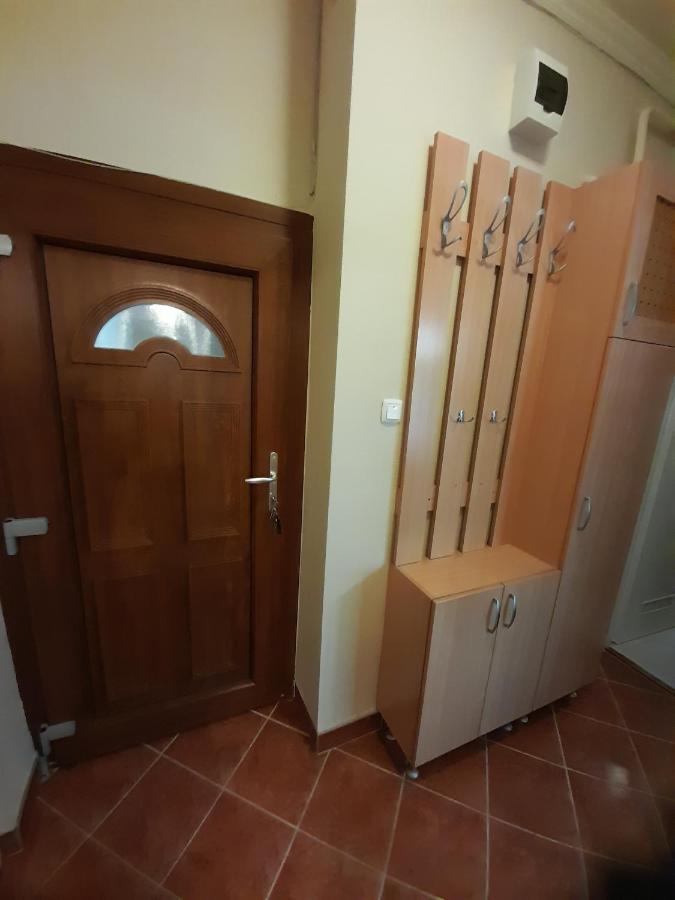 Zöld Sziget Apartmanlakás Eger Esterno foto